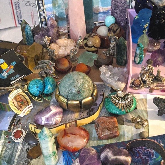 SEE EVERYTHING 💎 I have setup - live listing FLASH SALE ✨⭐✨ - Picture 5 of 15